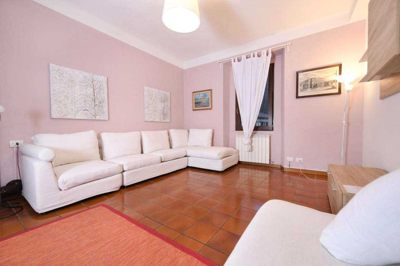 Lasnigo Villa Pinetina B&B المظهر الخارجي الصورة