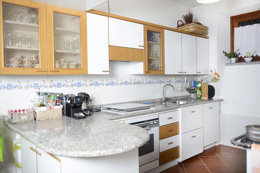 Lasnigo Villa Pinetina B&B المظهر الخارجي الصورة