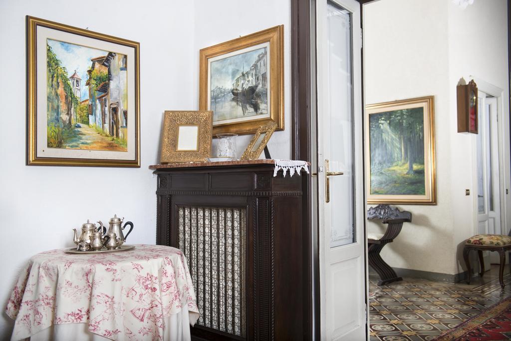 Lasnigo Villa Pinetina B&B المظهر الخارجي الصورة