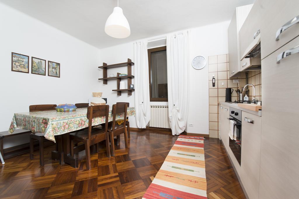 Lasnigo Villa Pinetina B&B المظهر الخارجي الصورة