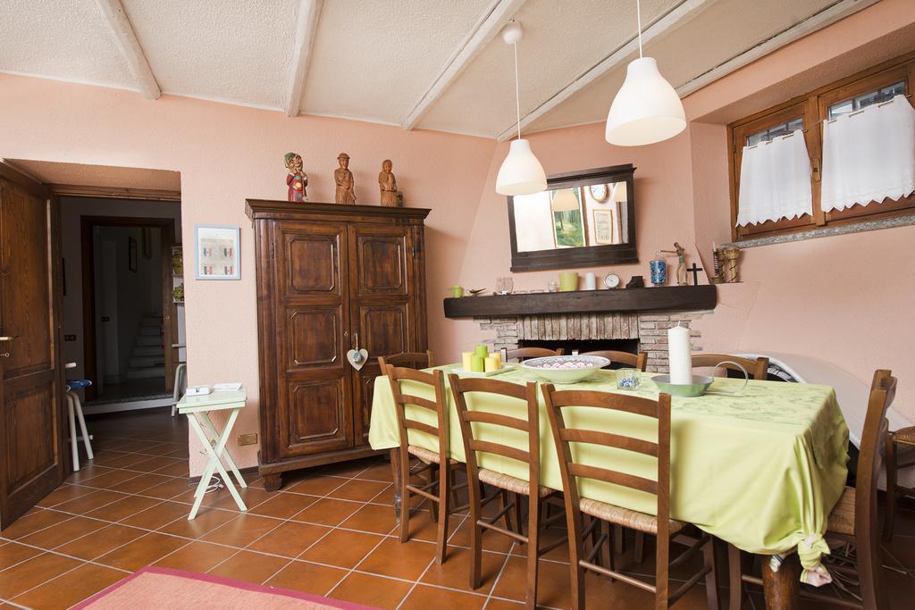 Lasnigo Villa Pinetina B&B المظهر الخارجي الصورة